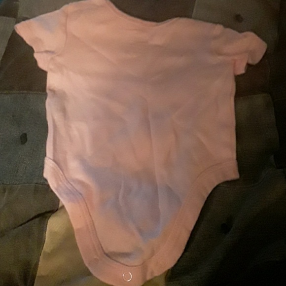 NEWBORN,  FADED GLORY  PINK ONESIE. - Picture 4 of 4
